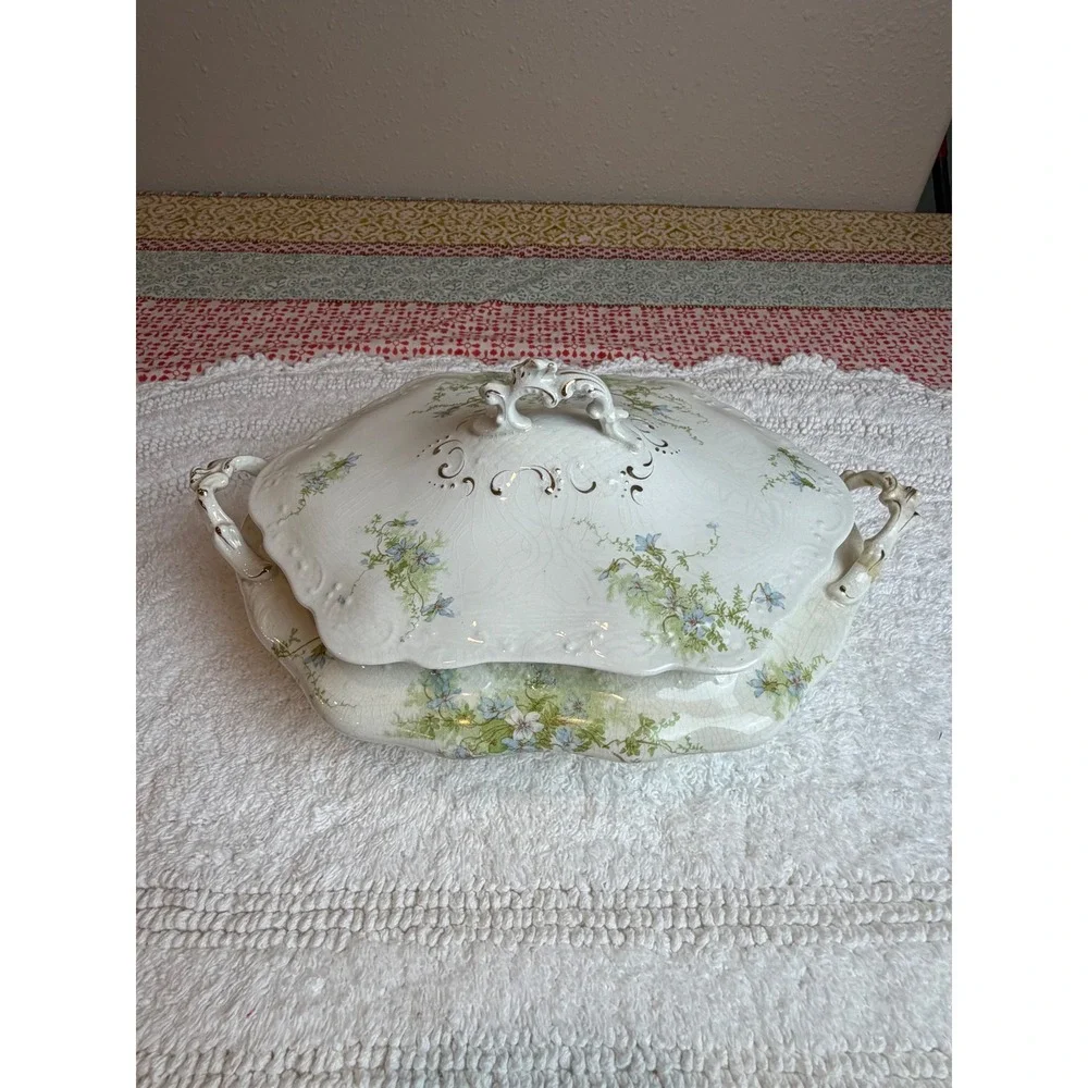 Johnson Bros Victorian Floral Tureen Royal Semi Porcelain Large Antique